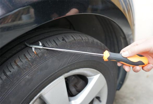 Tyre Cleaning Hook