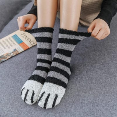 cozy cat socks,Cozy Cat Paw Fleece Socks