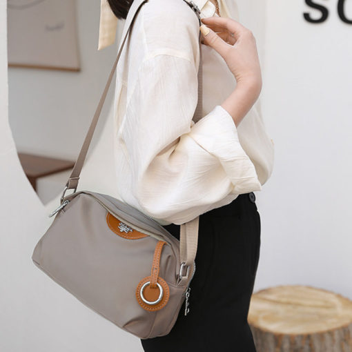 Large Capacity Lightweight Casual Shoulder Bag