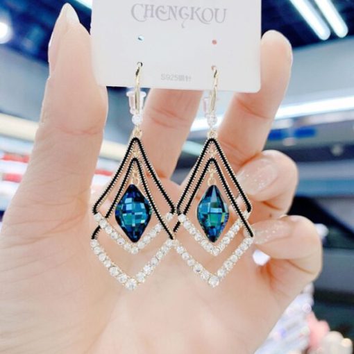 Rhombus Sapphire Earrings