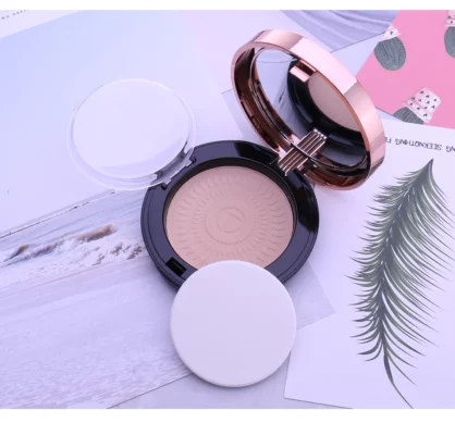 Favbox Whitening Make Up Powder With Puff