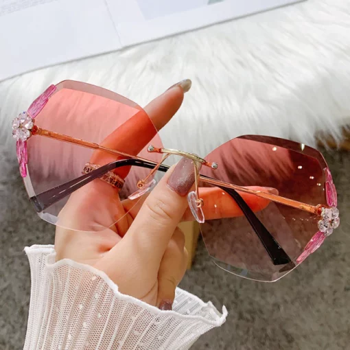 2022 Woman Rimless Diamond Sunglasses