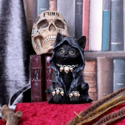 Resin Black Cat Statue Decor