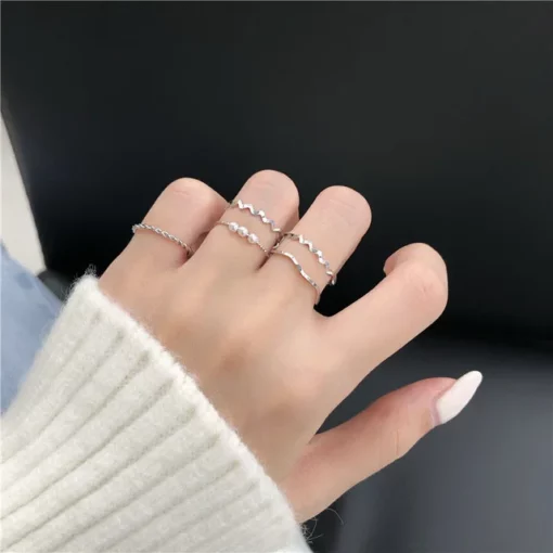 Three Pearl Ring